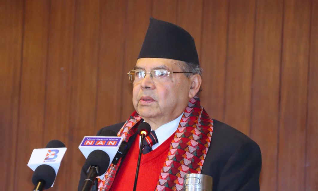 सम्मानित नेता खनालको ‘क्षितिजबाट घाम’ बोलको गीत बजारमा