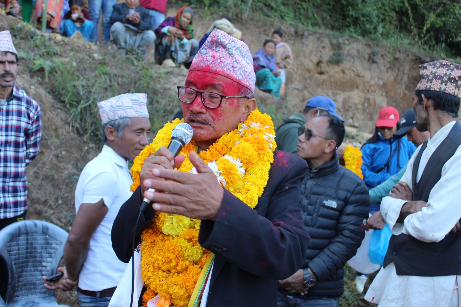 चुनाव जितेपछि  गृह क्षेत्र  पुग्दा जबेगूलाई भव्य स्वागत 