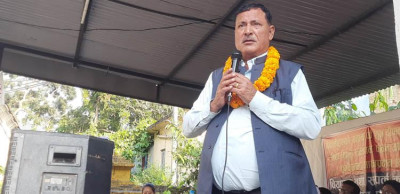ओलीले दुईतिहाइको जनमत जोगाउन सकेनन्-   खतिवडा