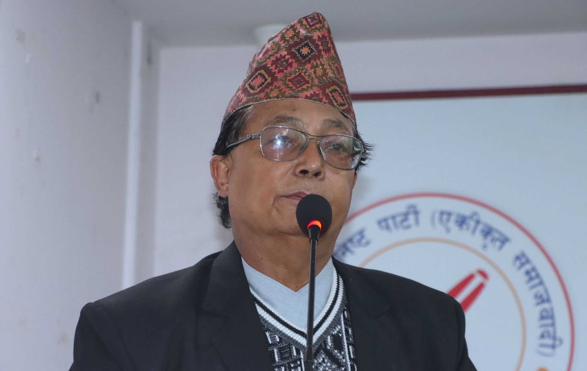 अध्यक्ष नेपालमाथि पूर्वाग्रही रूपमा मुद्धा लगाइयो: माईला वावु द्योला